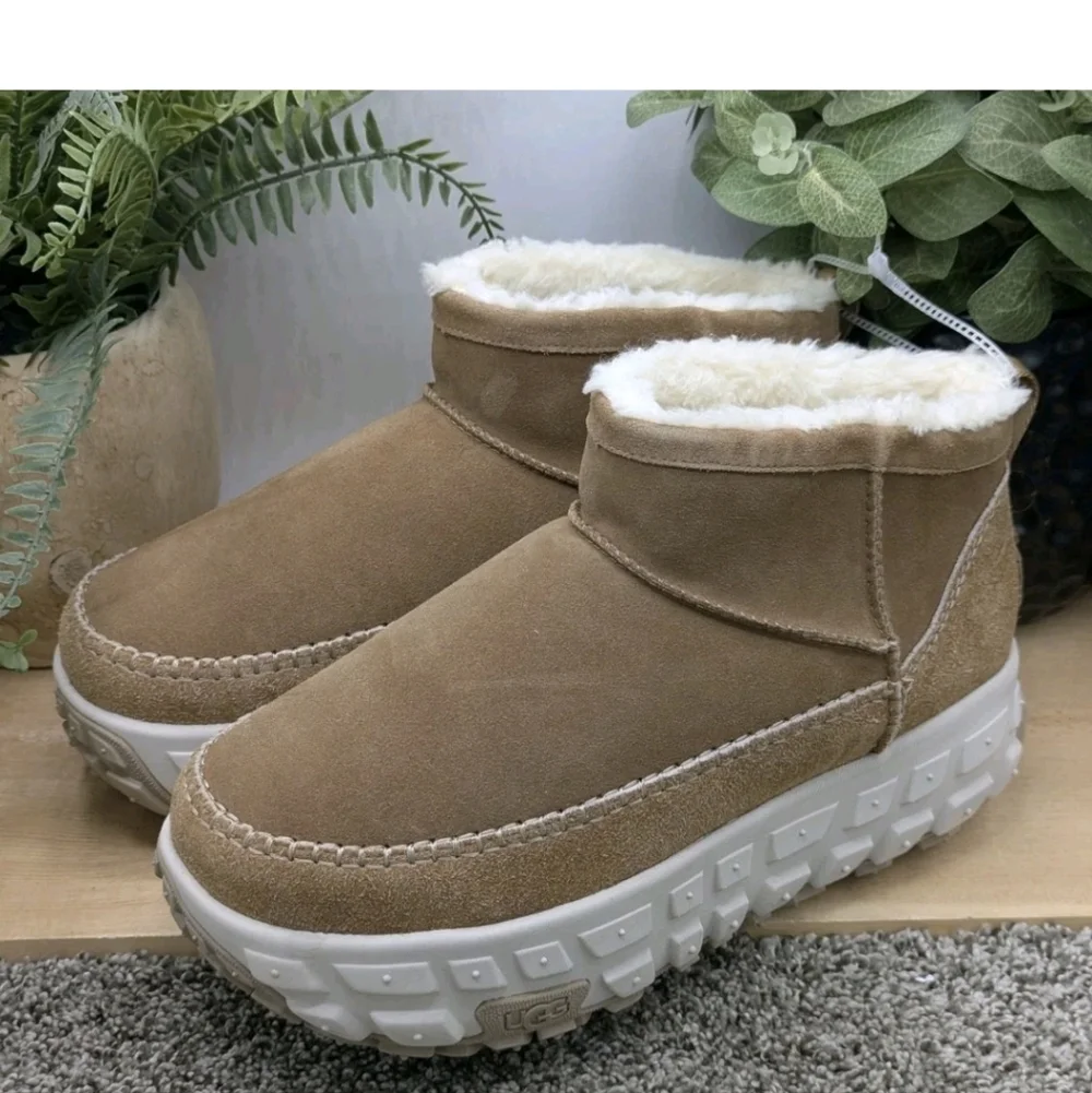 New Ugg Mens Venture Ultra Mini Chunky Sole Mens Size 12 Winter Boots